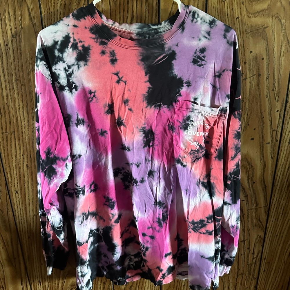 VS PINK tie-dye long sleeve
